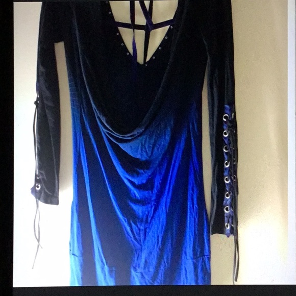 TRADED - Picture 2 of 2